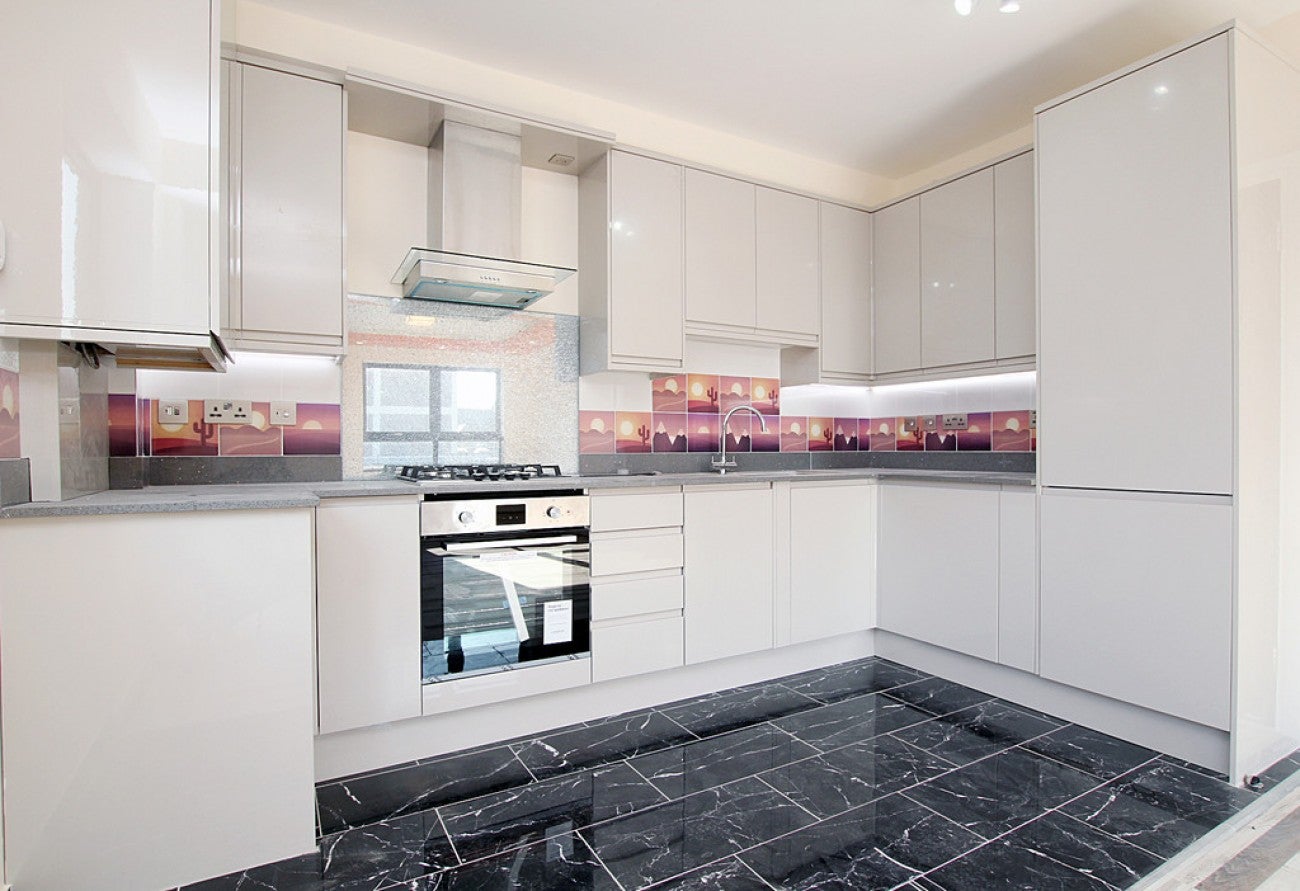 Flat Nelson Street in Greater London