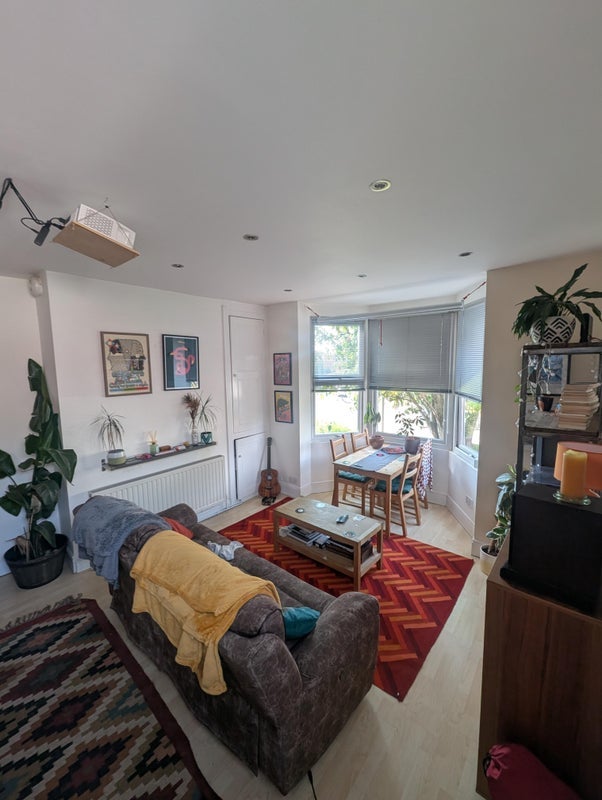 Room Beechwood Crescent in Leeds