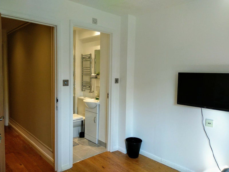 Room Brunswick Quay in Greater London