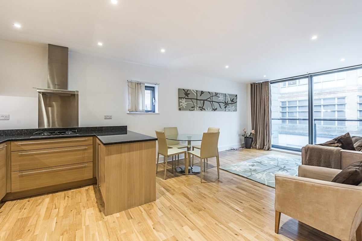 Flat Fulham Road in Greater London