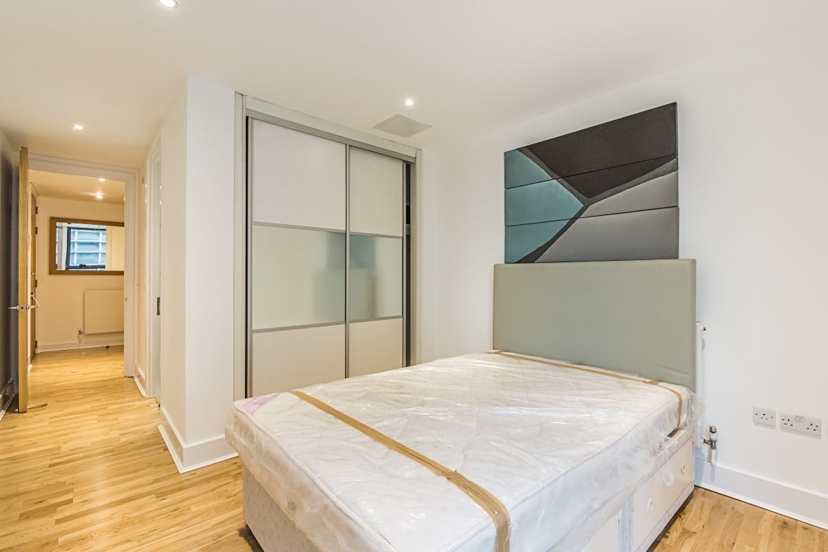 Flat Fulham Road in Greater London
