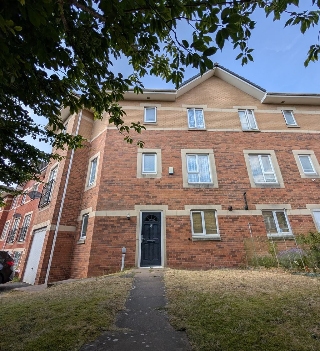 House Anchor Crescent in Birmingham