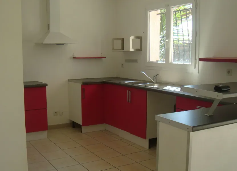 House Rue de la Camargue in Lunel