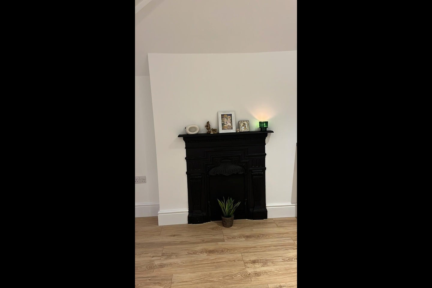 Room Compton Road in Greater London
