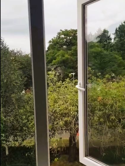 Room Yew Tree Lane in Metropolitan Borough of Solihull