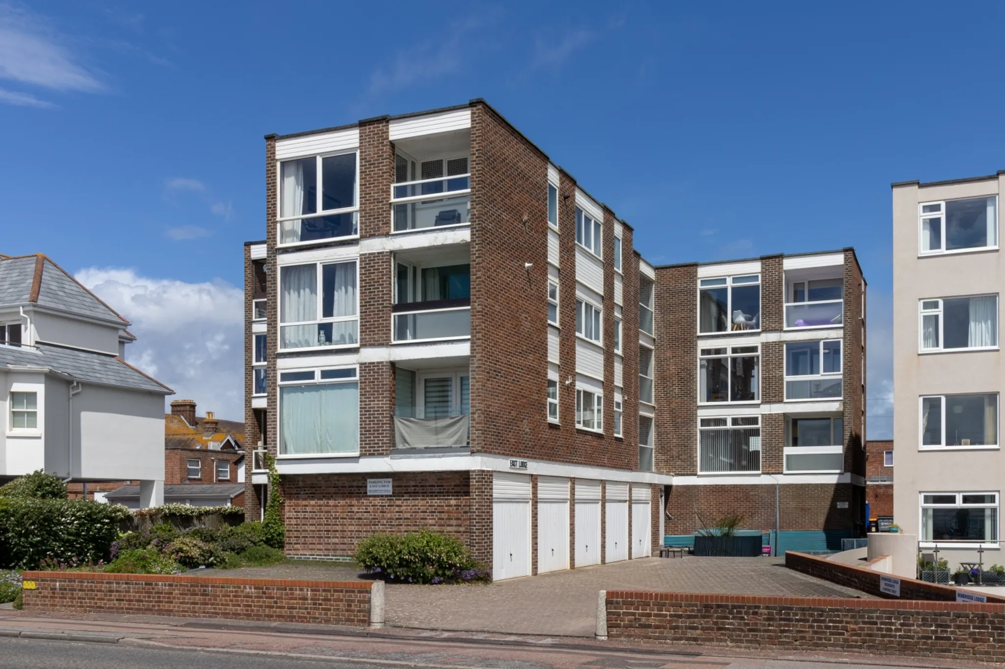 Flat Marine Parade East in Lee-on-the-Solent