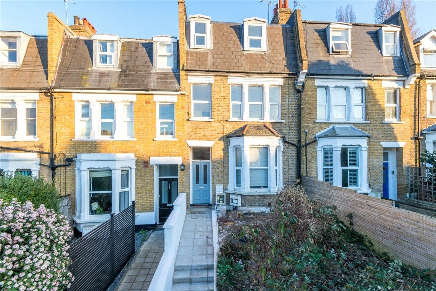 Flat Upland Road in Greater London