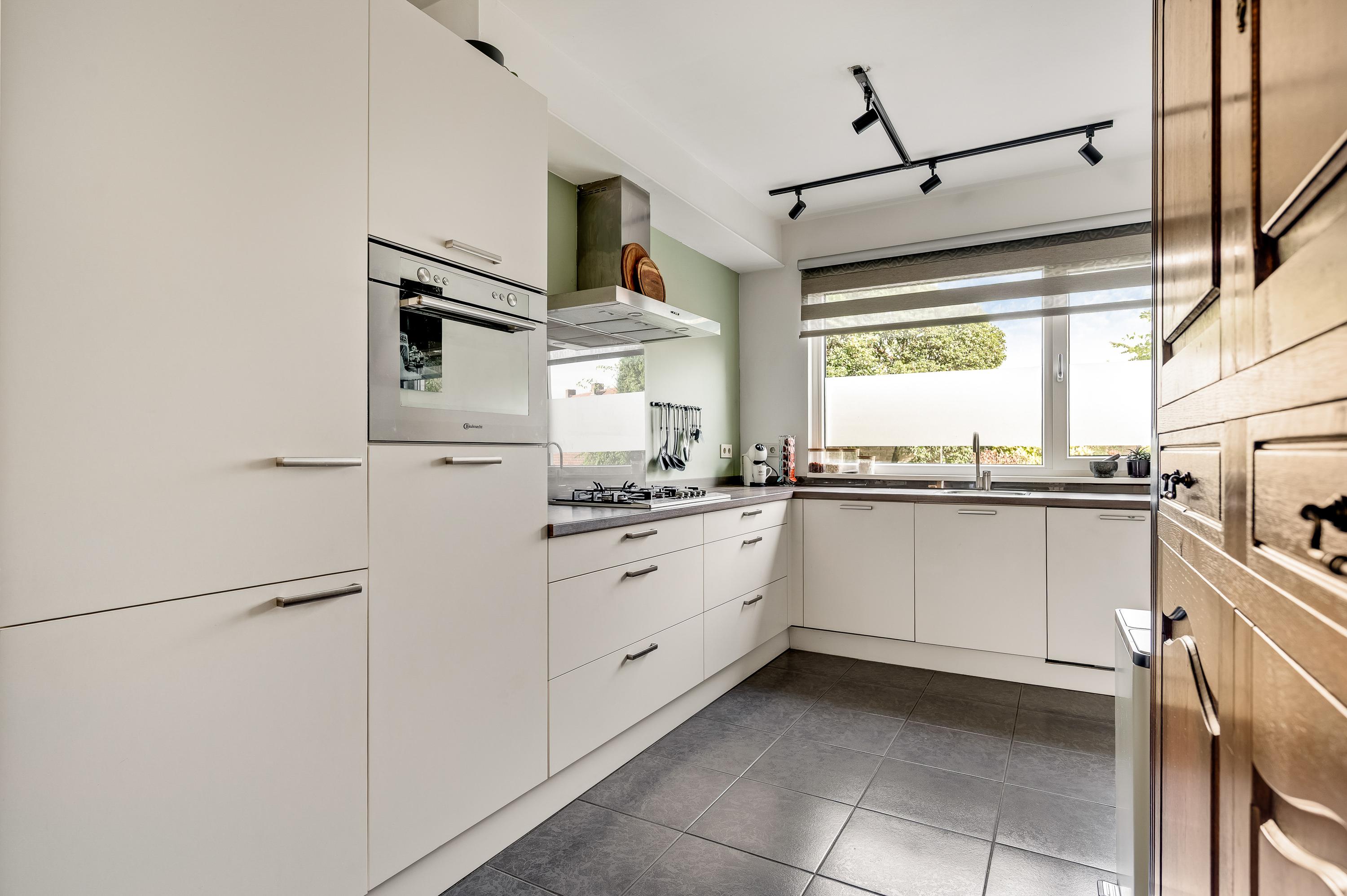 Tussenwoning te koop: Sint Jobstraat 7, Weert