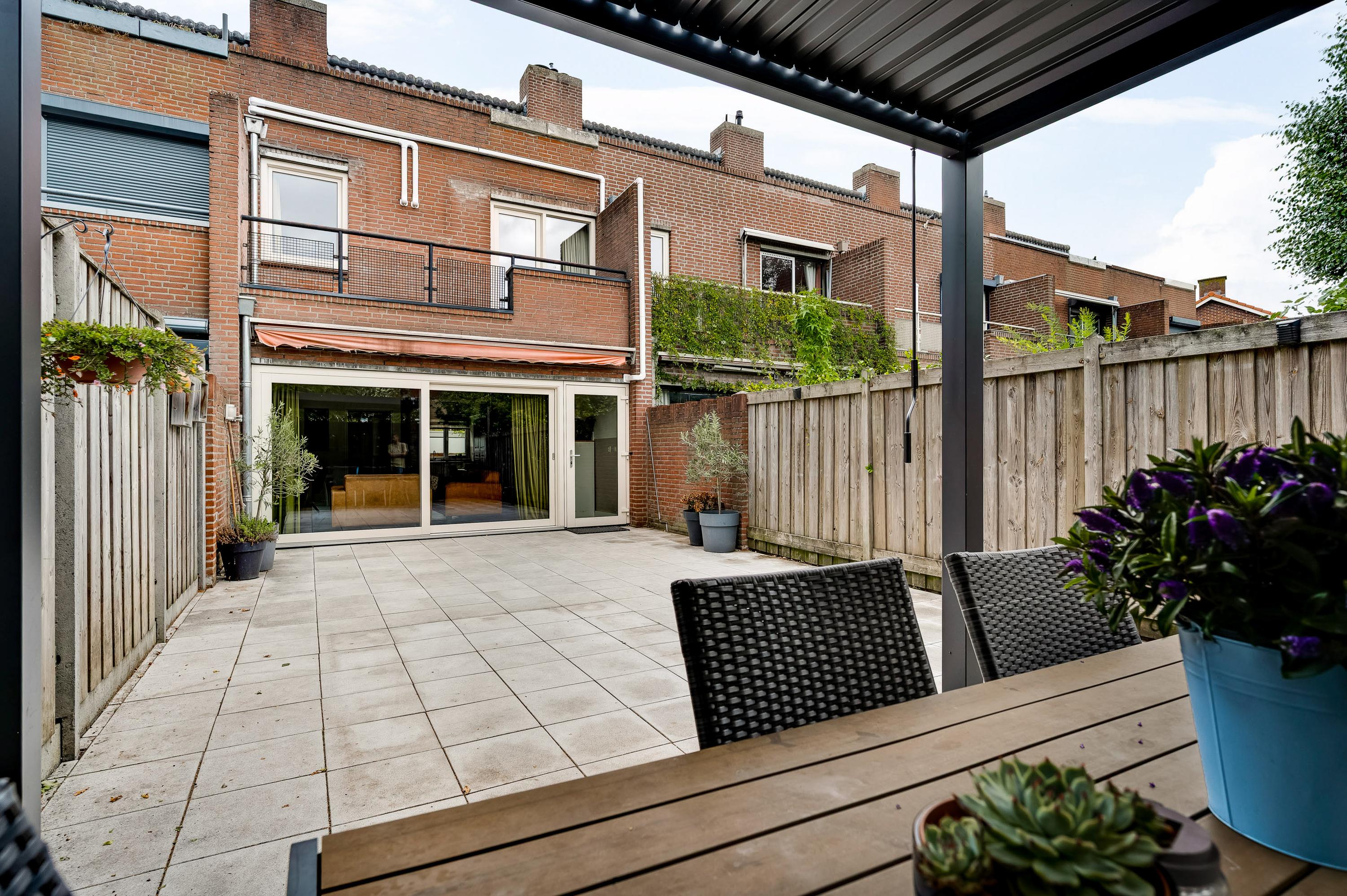 Tussenwoning te koop: Sint Jobstraat 7, Weert