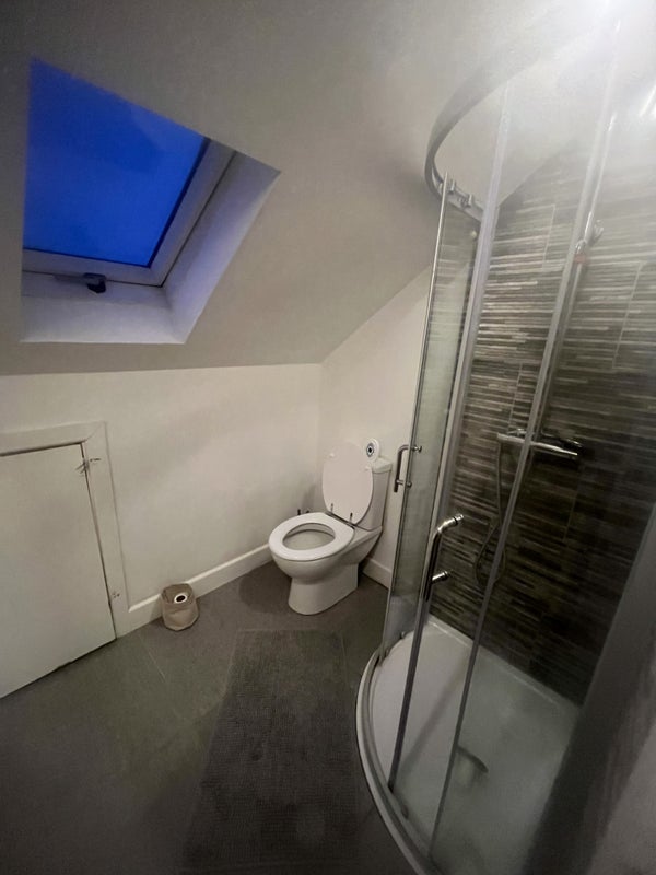 Room Charminster Road in Bournemouth