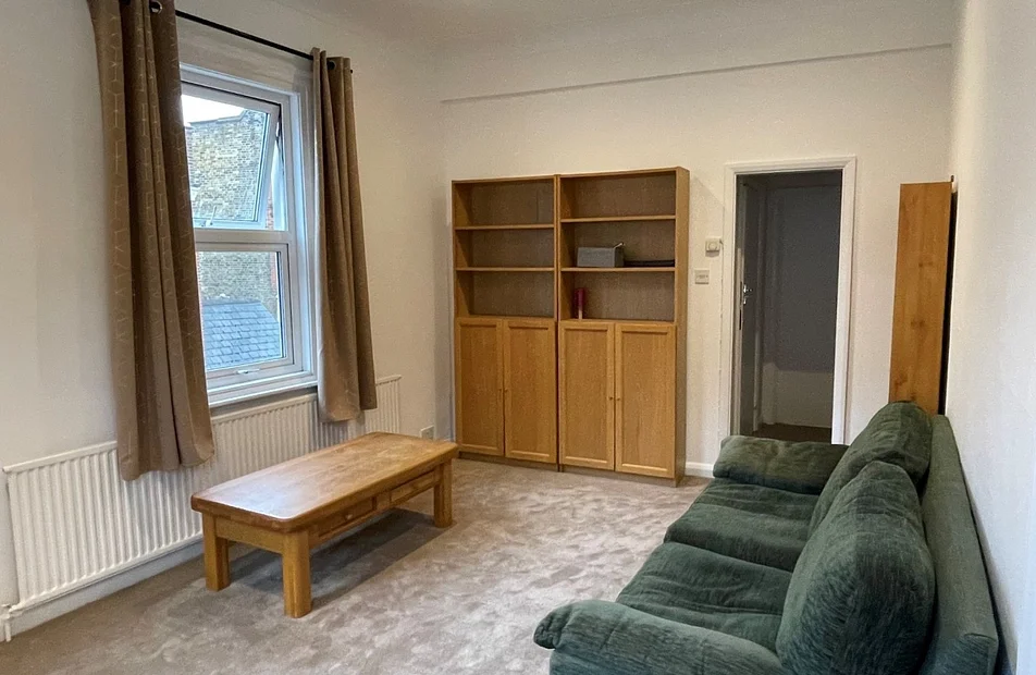 Flat Fulham Road in Greater London