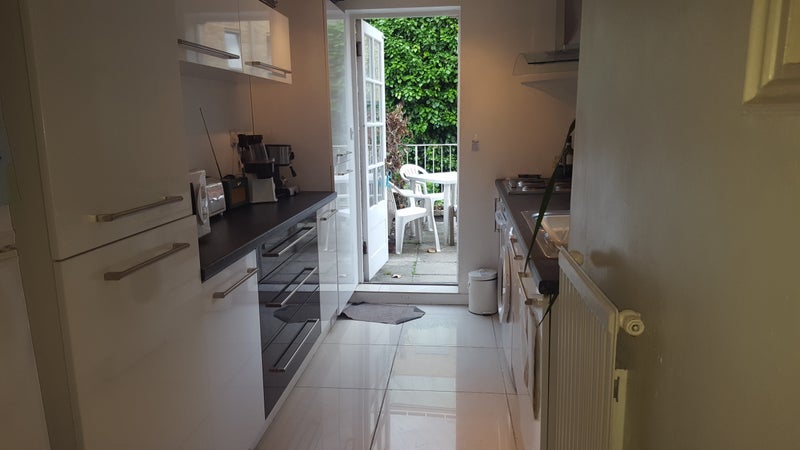 Room Walham Grove in Greater London