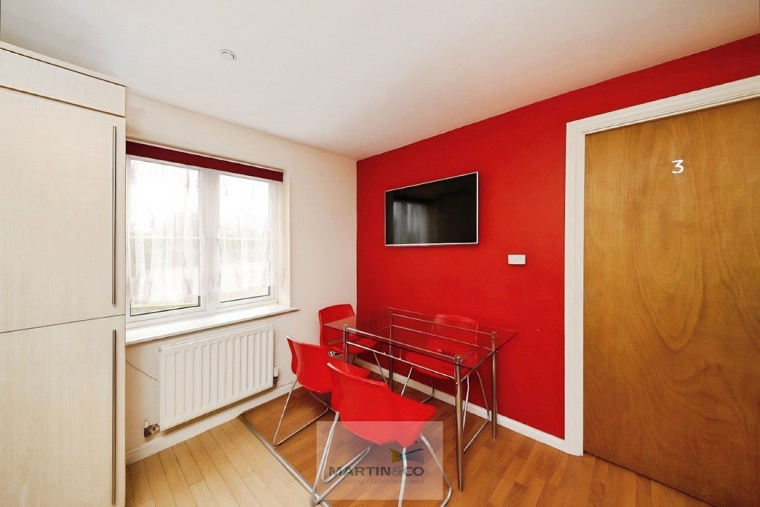 Room Cunningham Avenue in Welwyn Hatfield