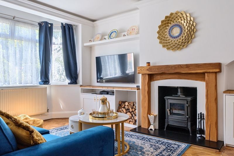 House Caterham Drive in Greater London