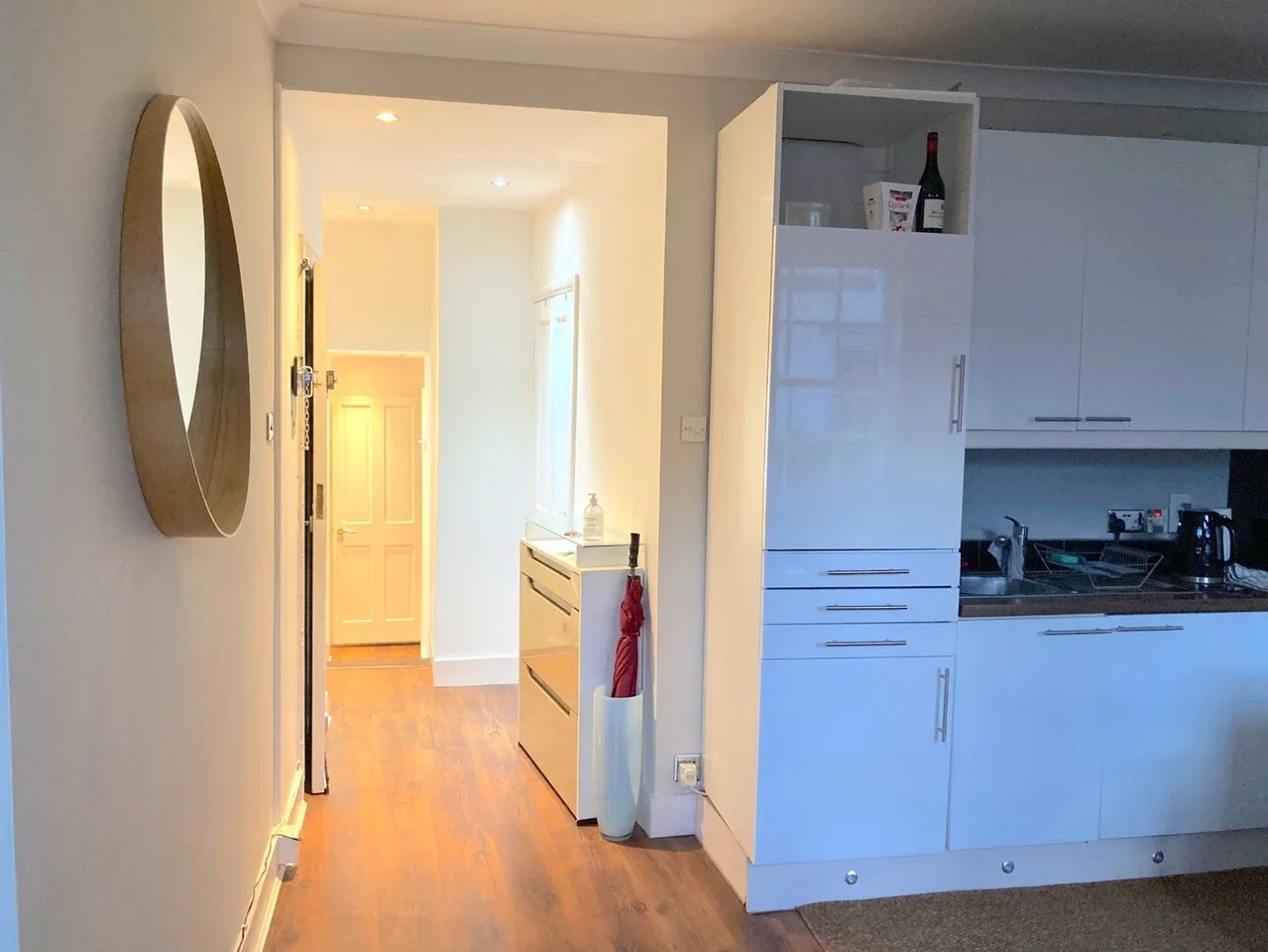 Flat Fulham Palace Road in Greater London