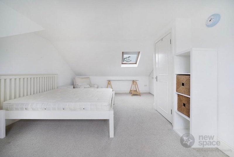 Flat James Lane in Greater London