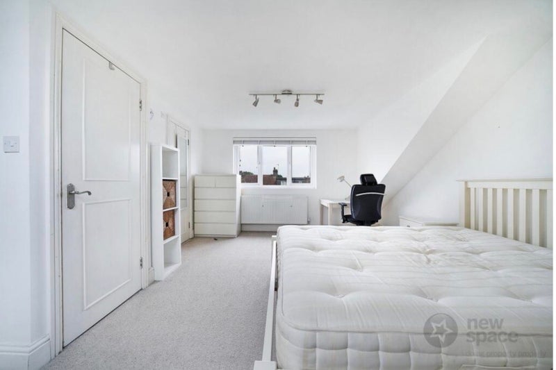 Flat James Lane in Greater London