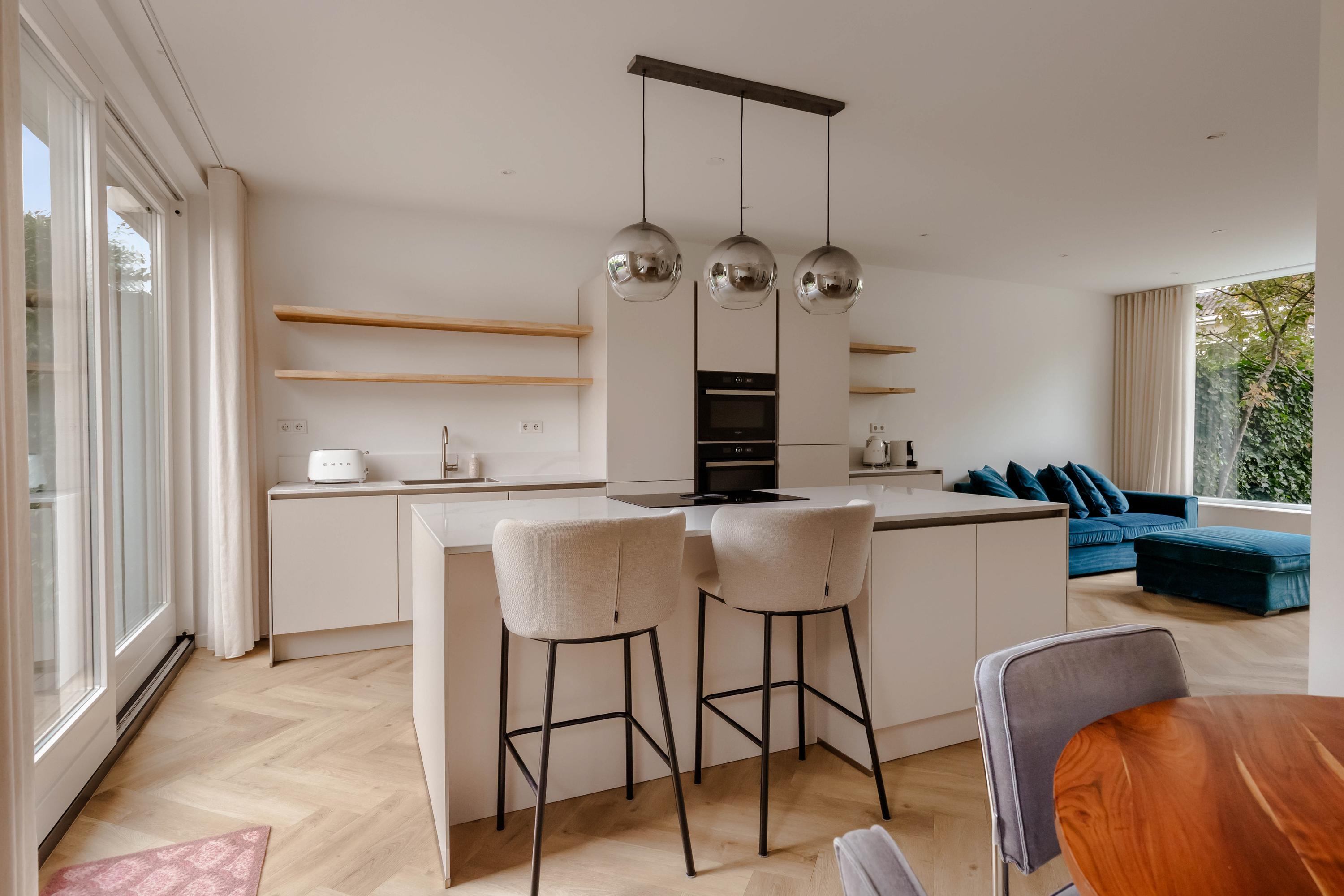 Tussenwoning te huur: Henk Oostveenstraat 8, Abcoude