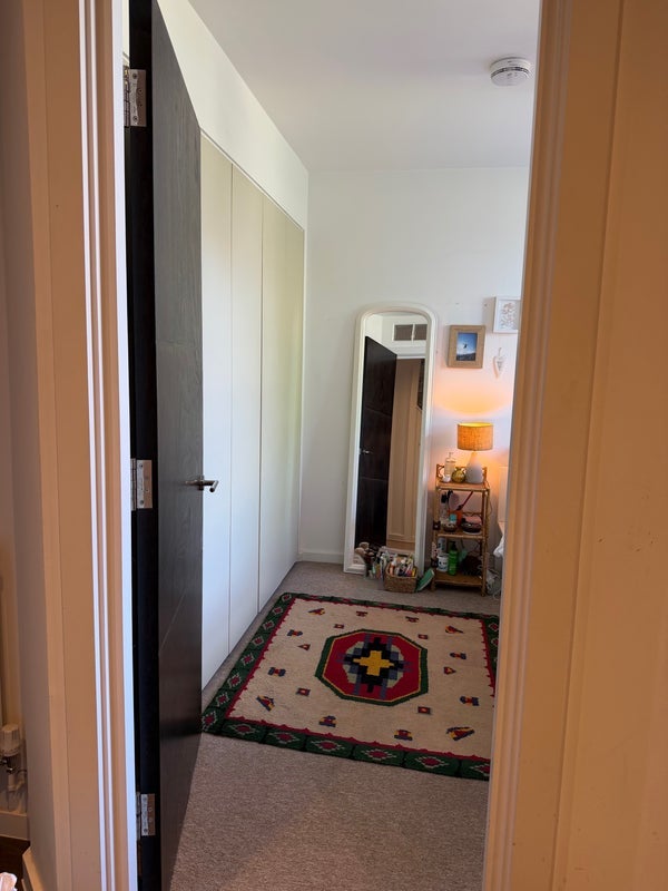 Flat Reighton Road in Greater London