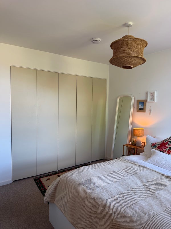 Flat Reighton Road in Greater London