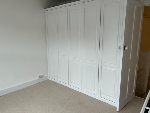 House Rosebery Road in Hertsmere
