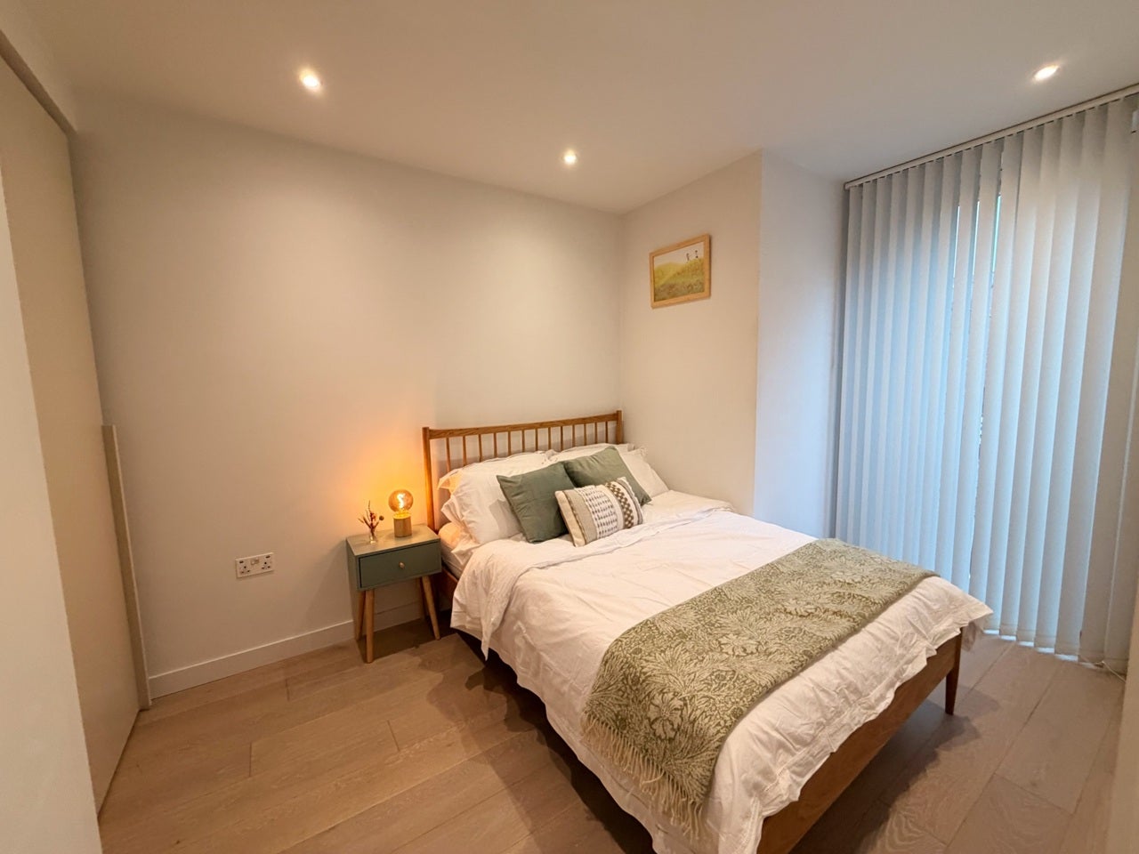 Flat Albion Place in Greater London