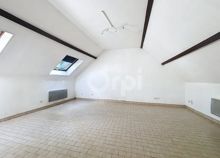 Flat Rue des Fontaines in Clermont