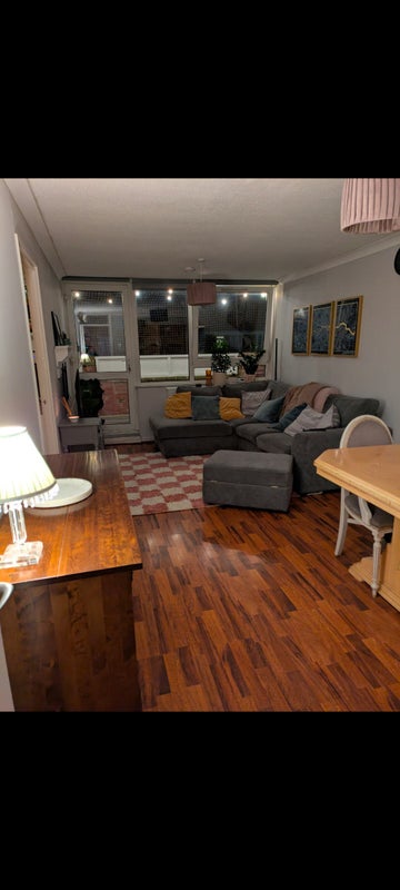 Room Ebley Close in Greater London