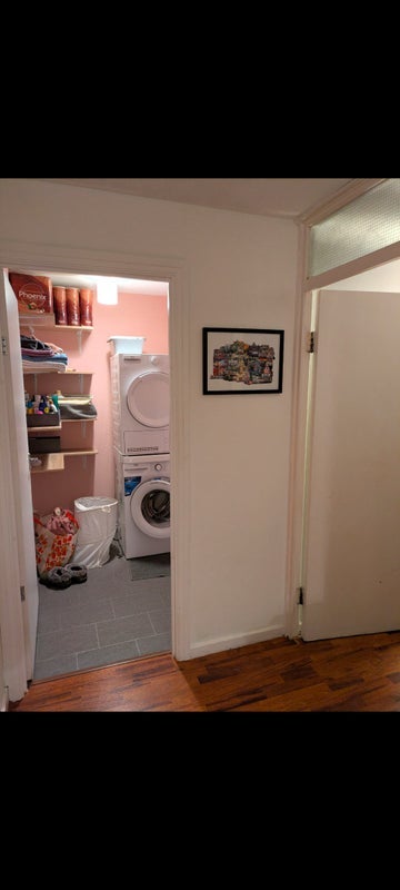 Room Ebley Close in Greater London