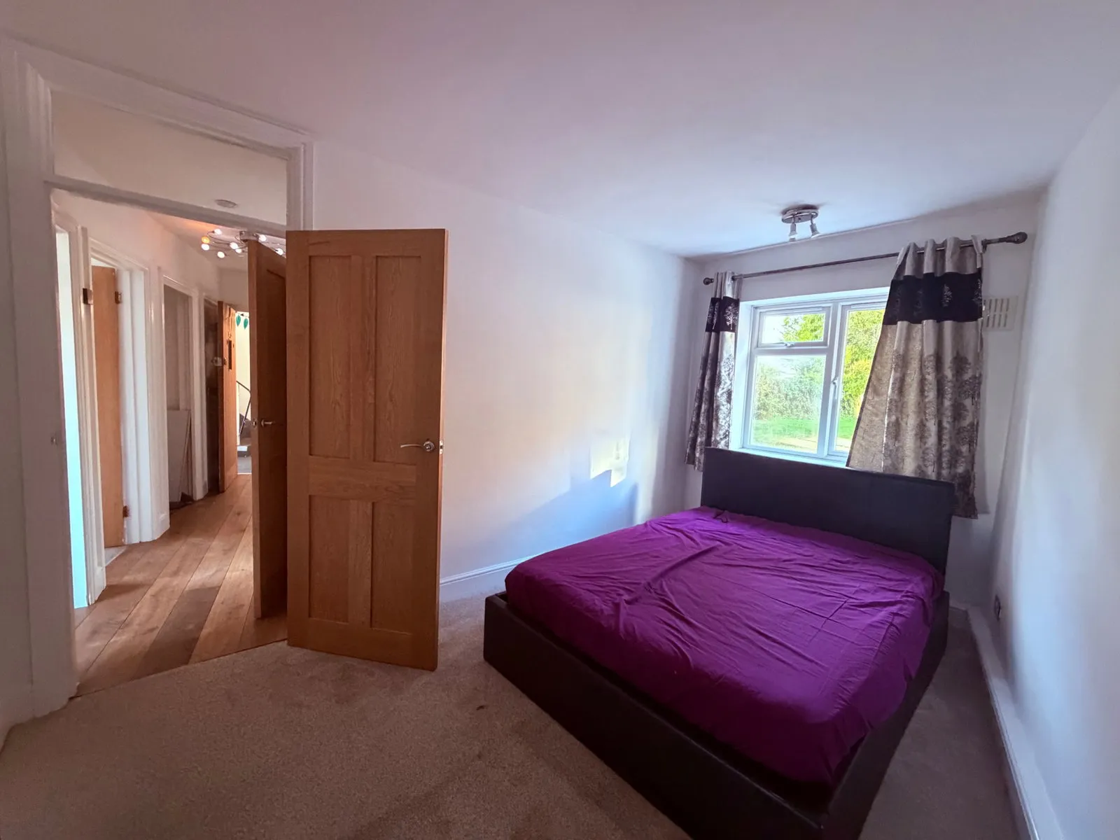 Flat Dudley Drive in Greater London