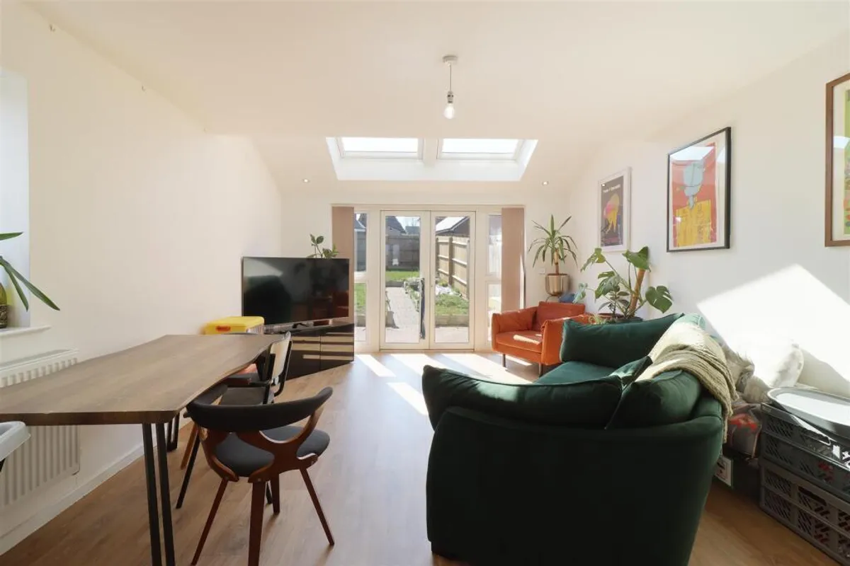 House Curbar Close in Mansfield