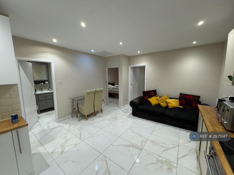 Flat Ditton Lane in Cambridge