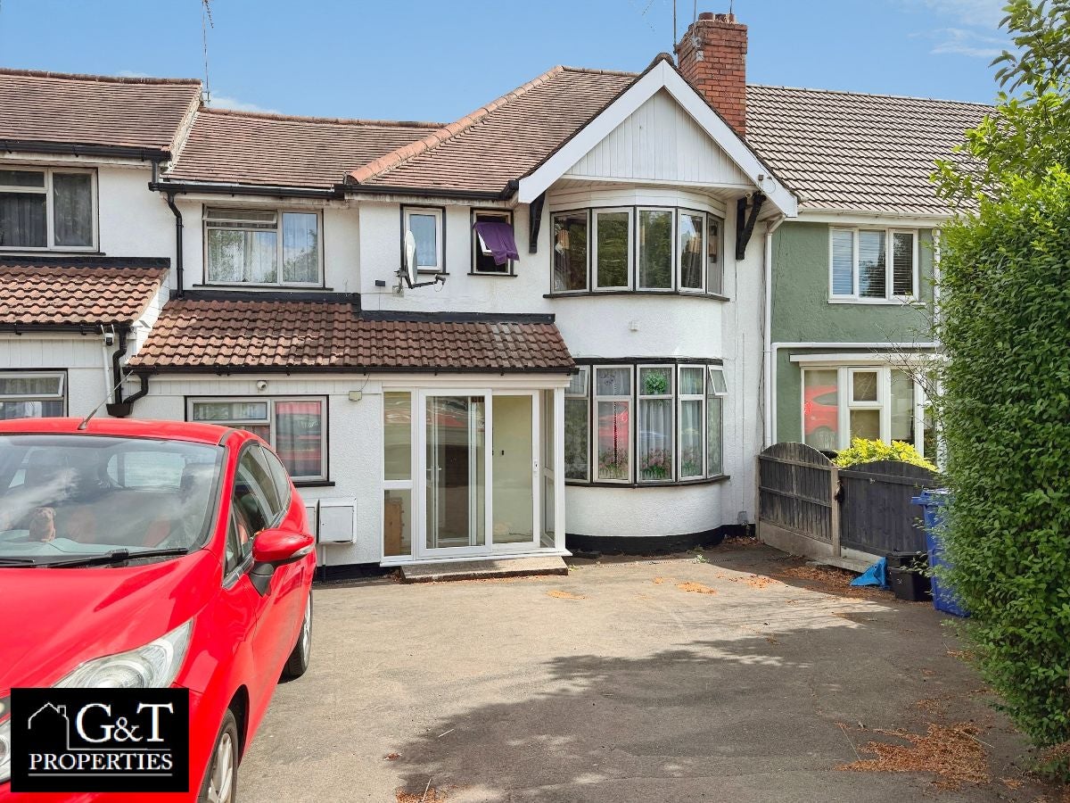 Room Highgate Road in Brierley Hill