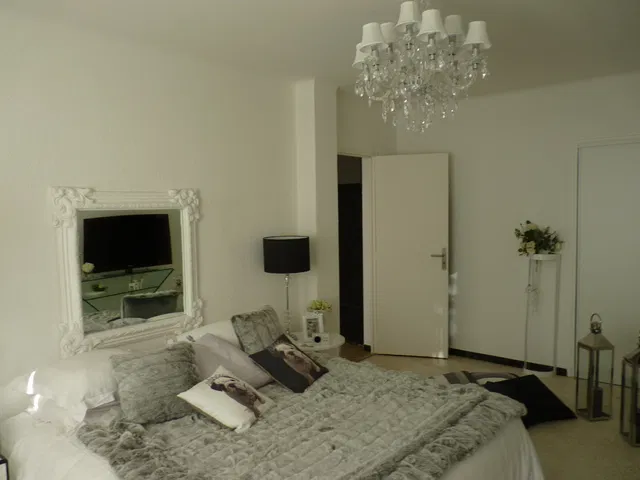 Room Rue des Lys in Nîmes