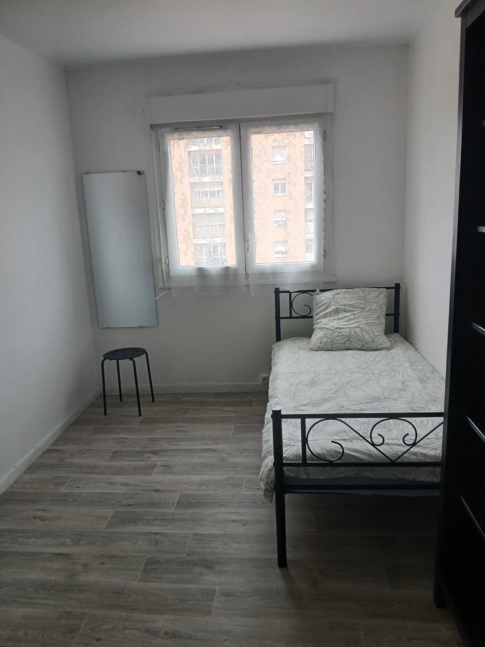 Chambre Cité Albert 1er à La Courneuve
