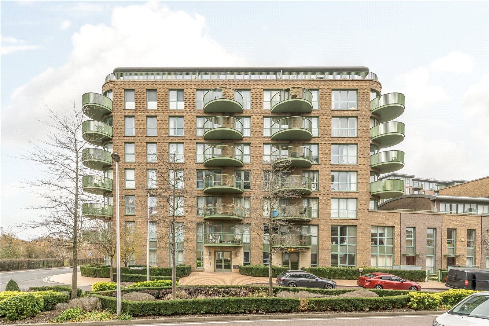 Flat Ottley Drive in Greater London