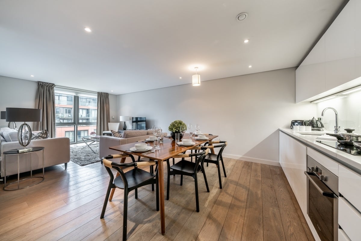 Flat Merchant Square in City of Westminster
