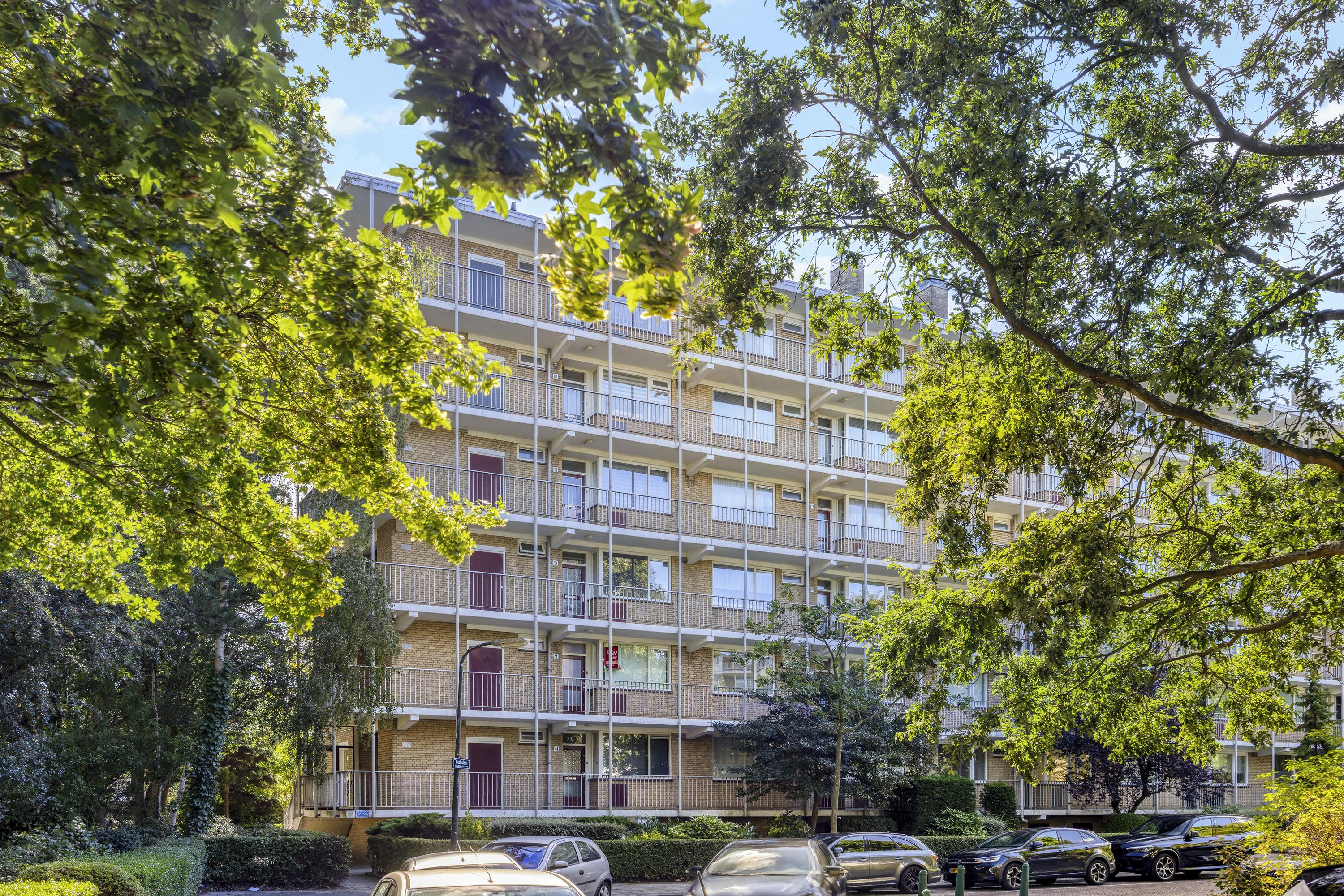 Appartement te koop: Buziaulaan 83, Rijswijk