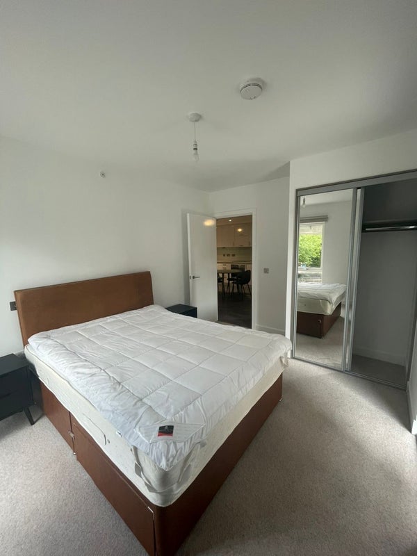 Room North Periphery in Greater London