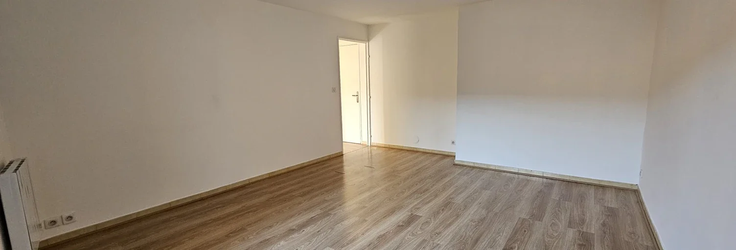 Chambre Rue Alphonse Daudet à Générac