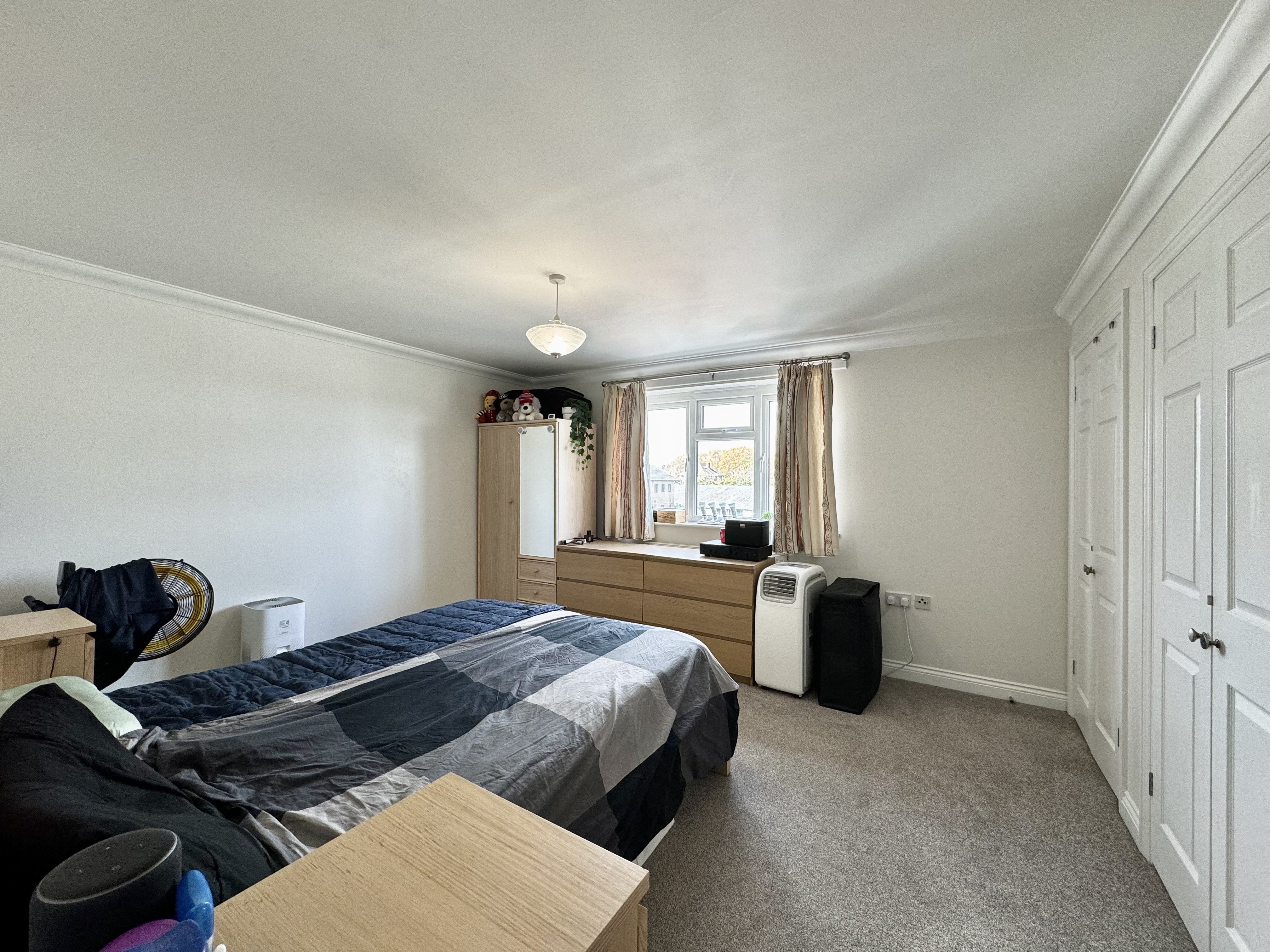 Flat Botley Road in Southampton