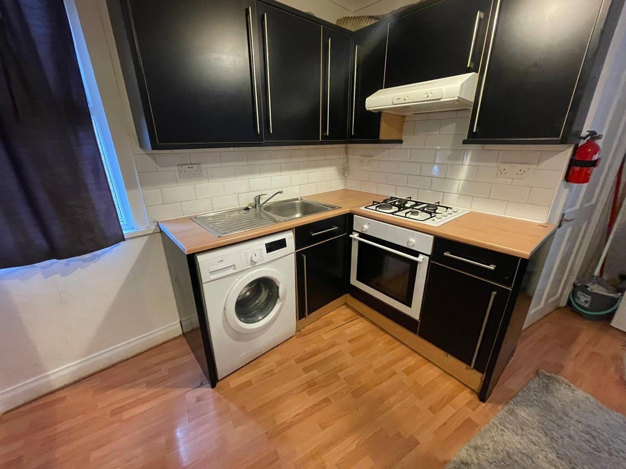 Flat Downsfield Road in Greater London