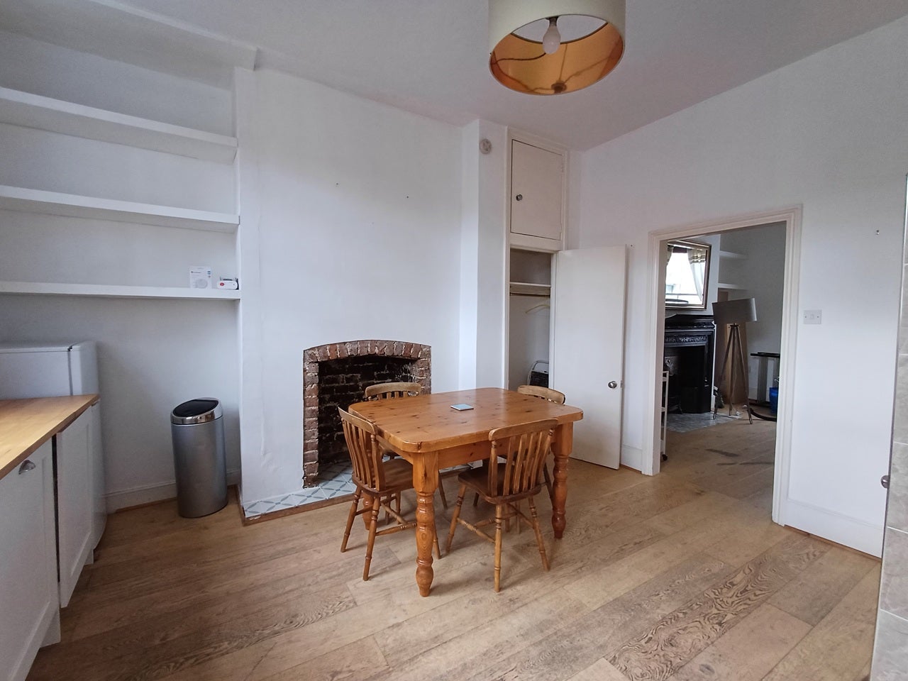 Flat Packington Street in Greater London