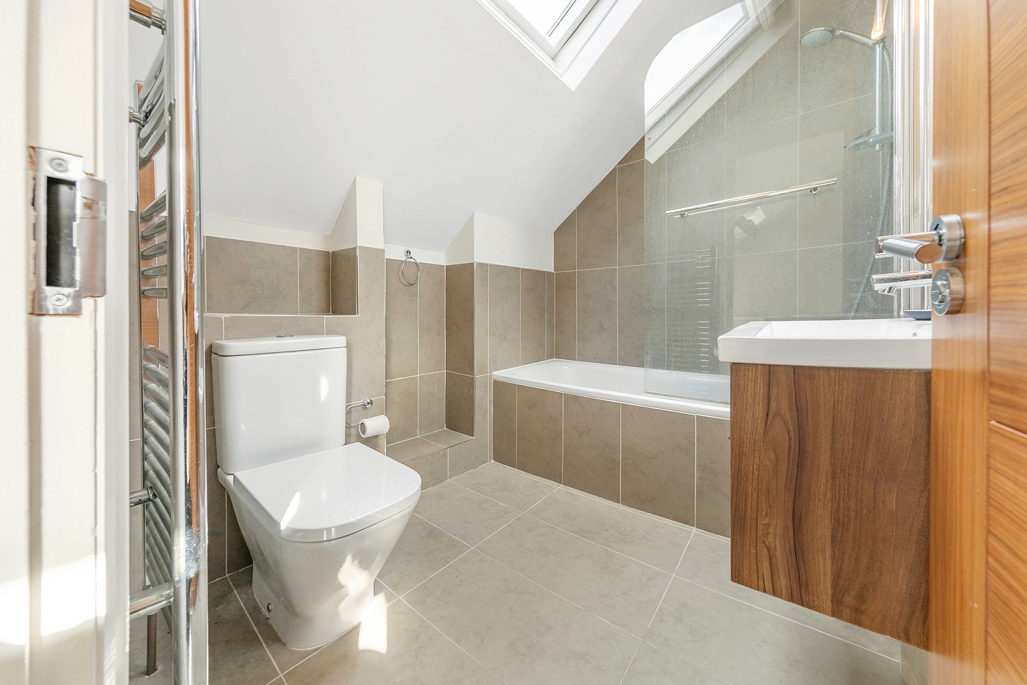 Room Castlebar Park in Greater London