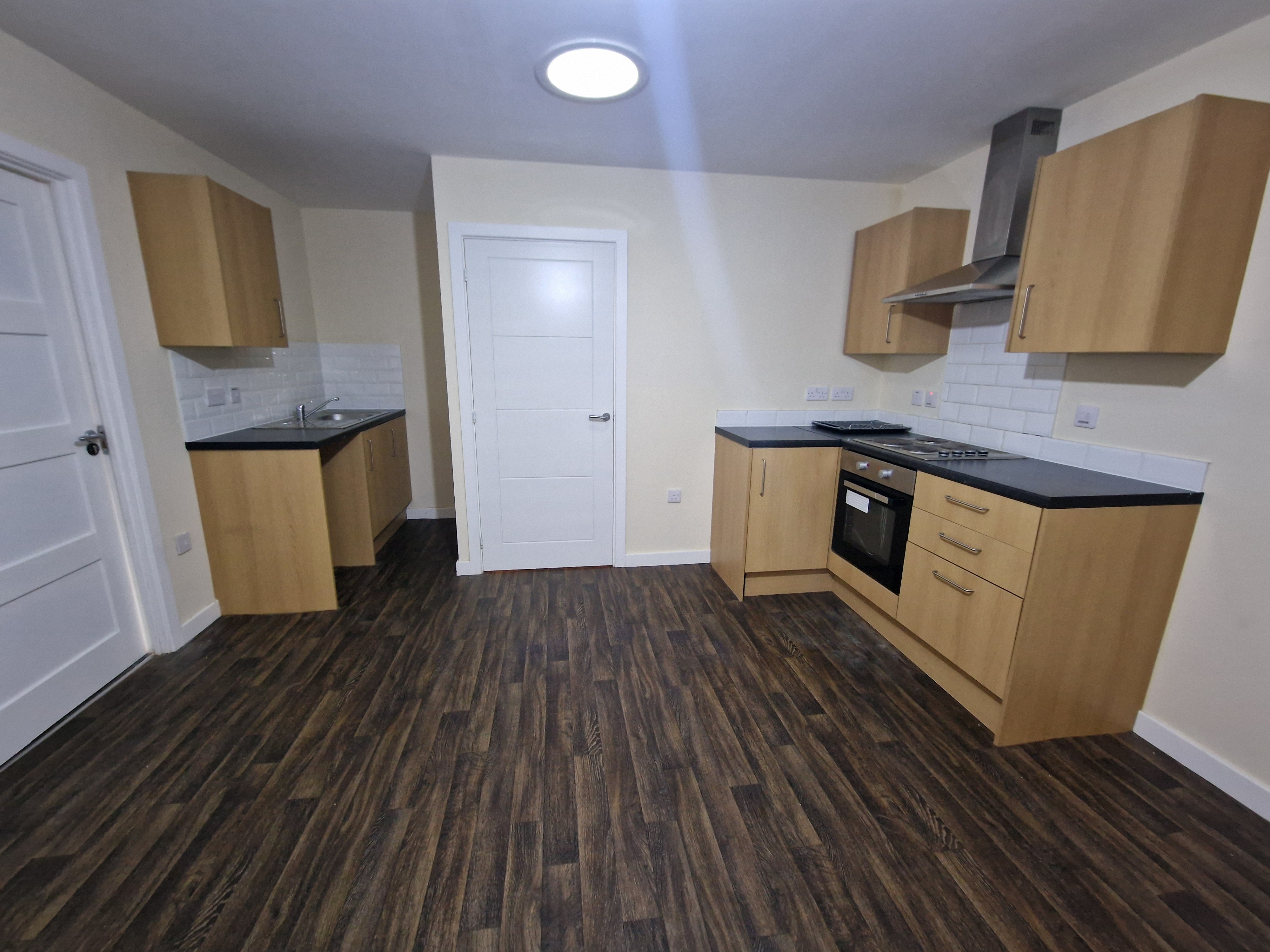Flat Coster Avenue in London