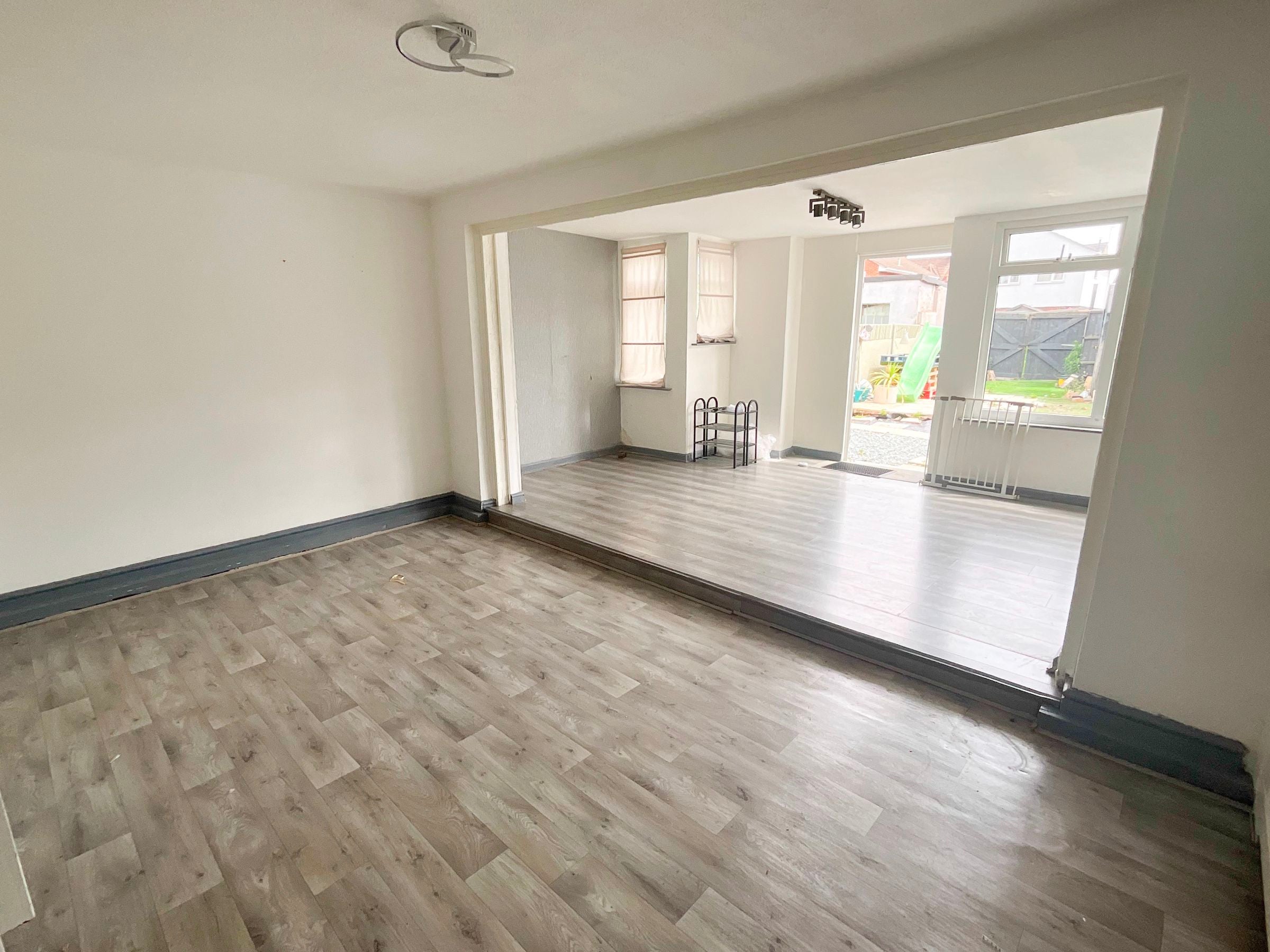 Flat South Avenue in Southend-on-Sea