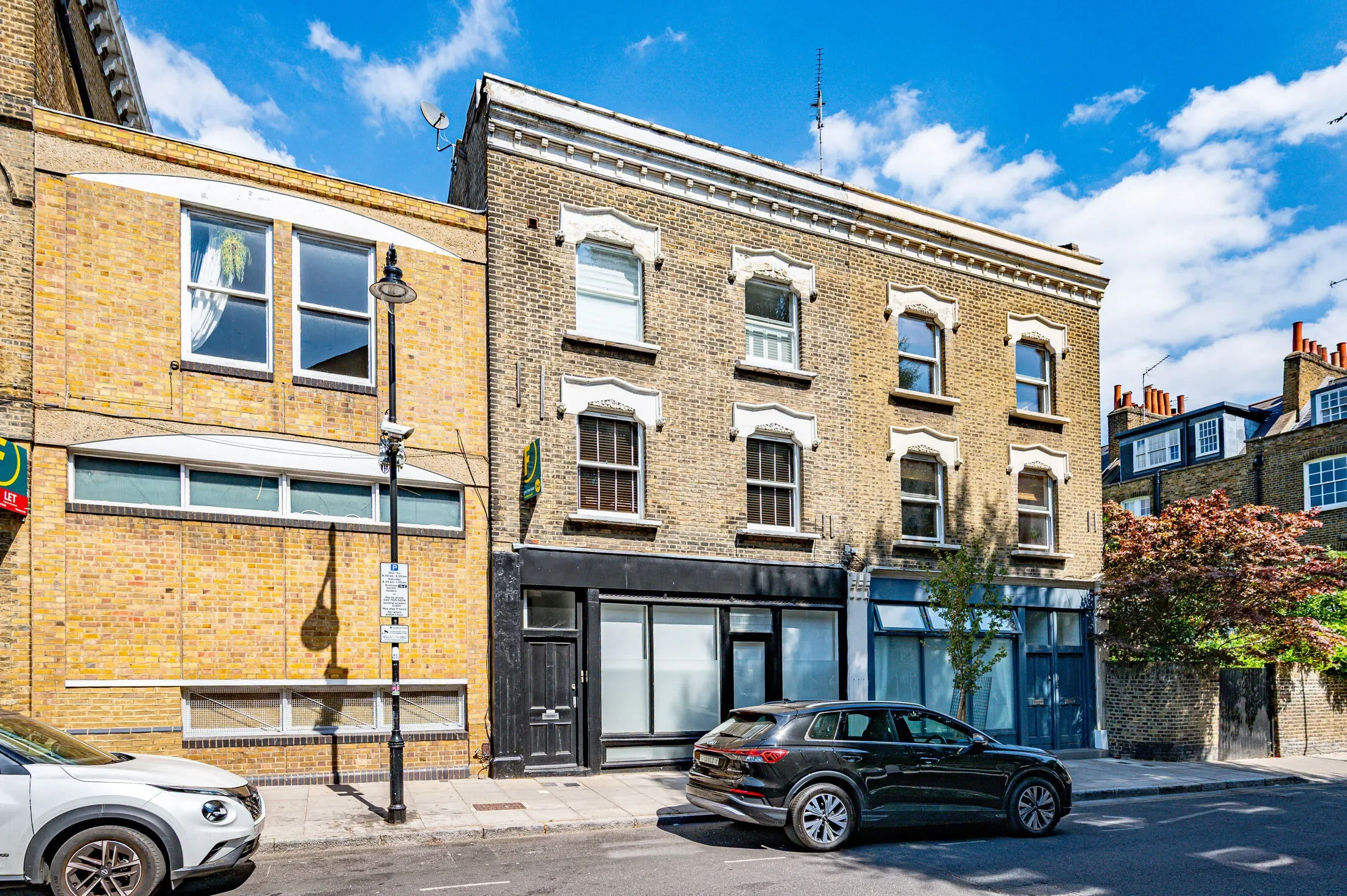 Flat Barnsbury Street in Greater London