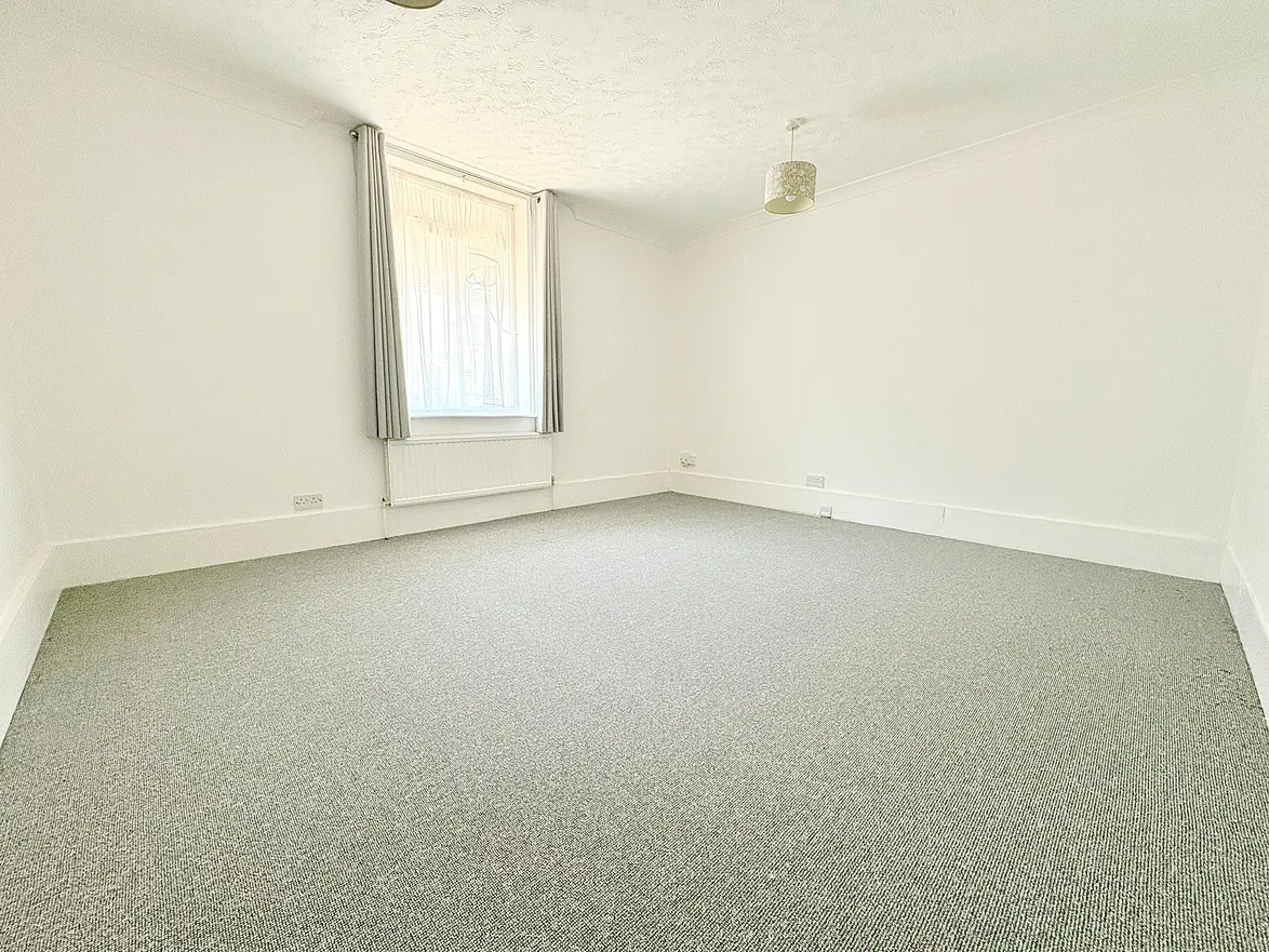 Flat Trafalgar Street in Gillingham