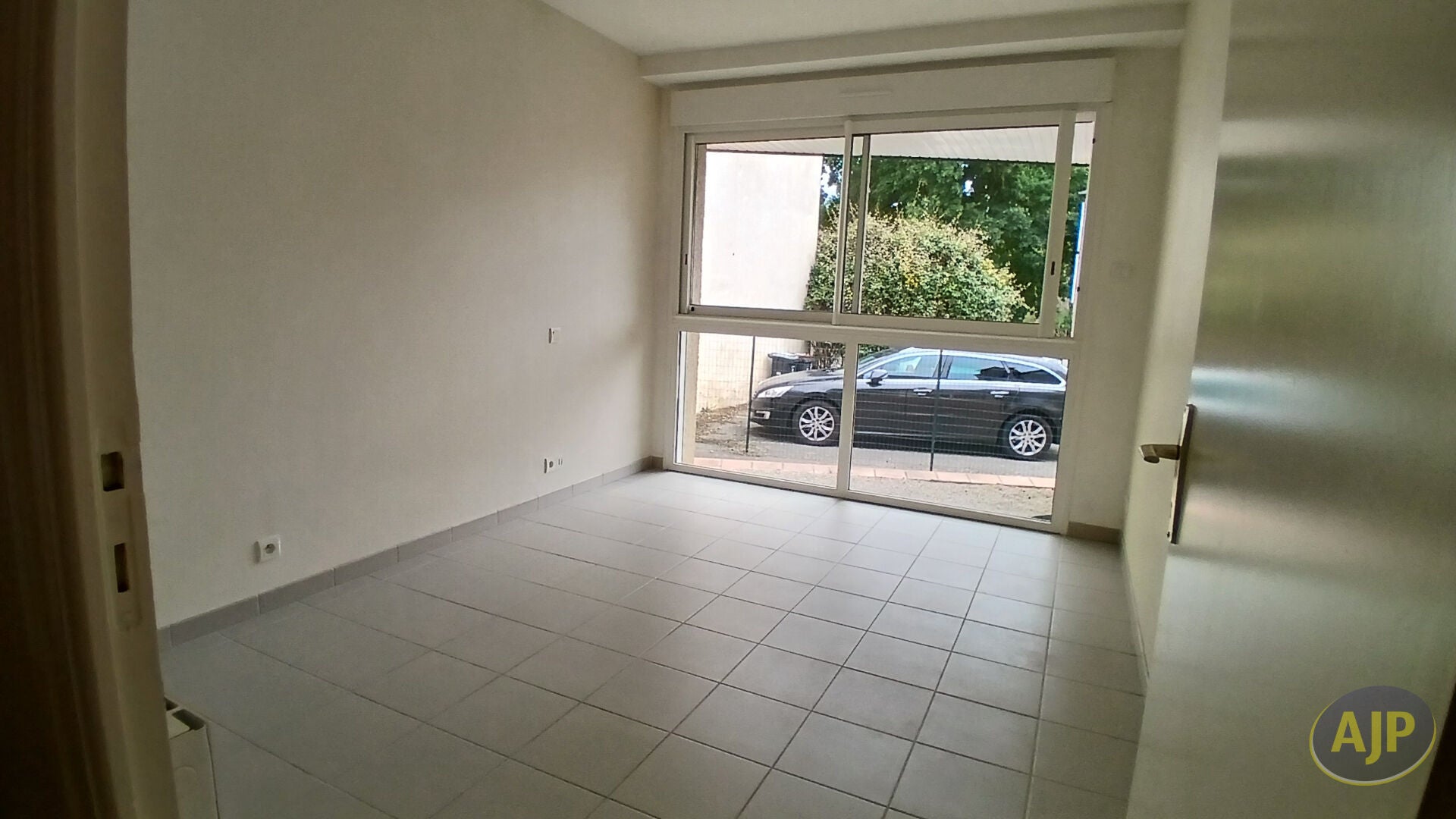Flat Rue du Buisson in Mézières-lez-Cléry