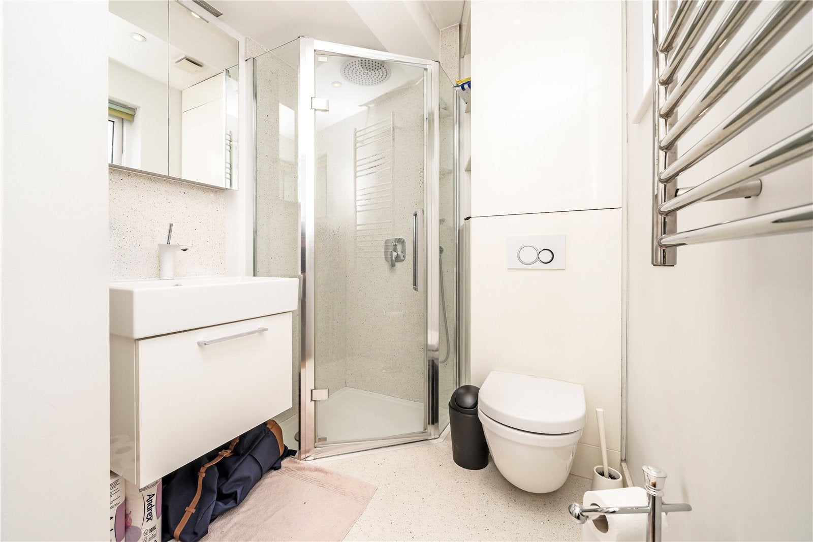 Flat Stanhope Mews West in Greater London